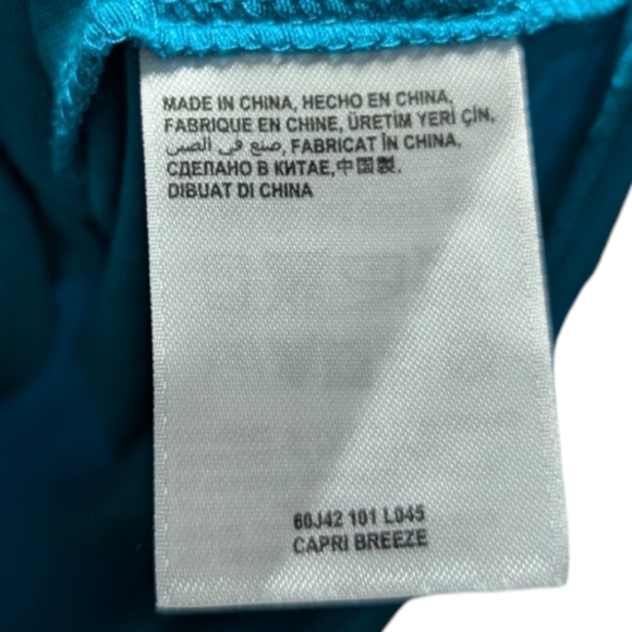 Bebe Capri Breeze Blue Cut-Out Sleeve Top ๐โจ๐ด - Picture 9 of 11